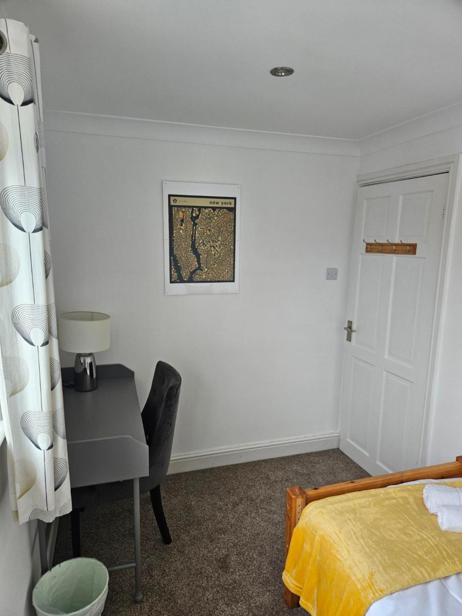 3 Severn Close Contractor Home In Oakham Near Rutland Water Bagian luar foto