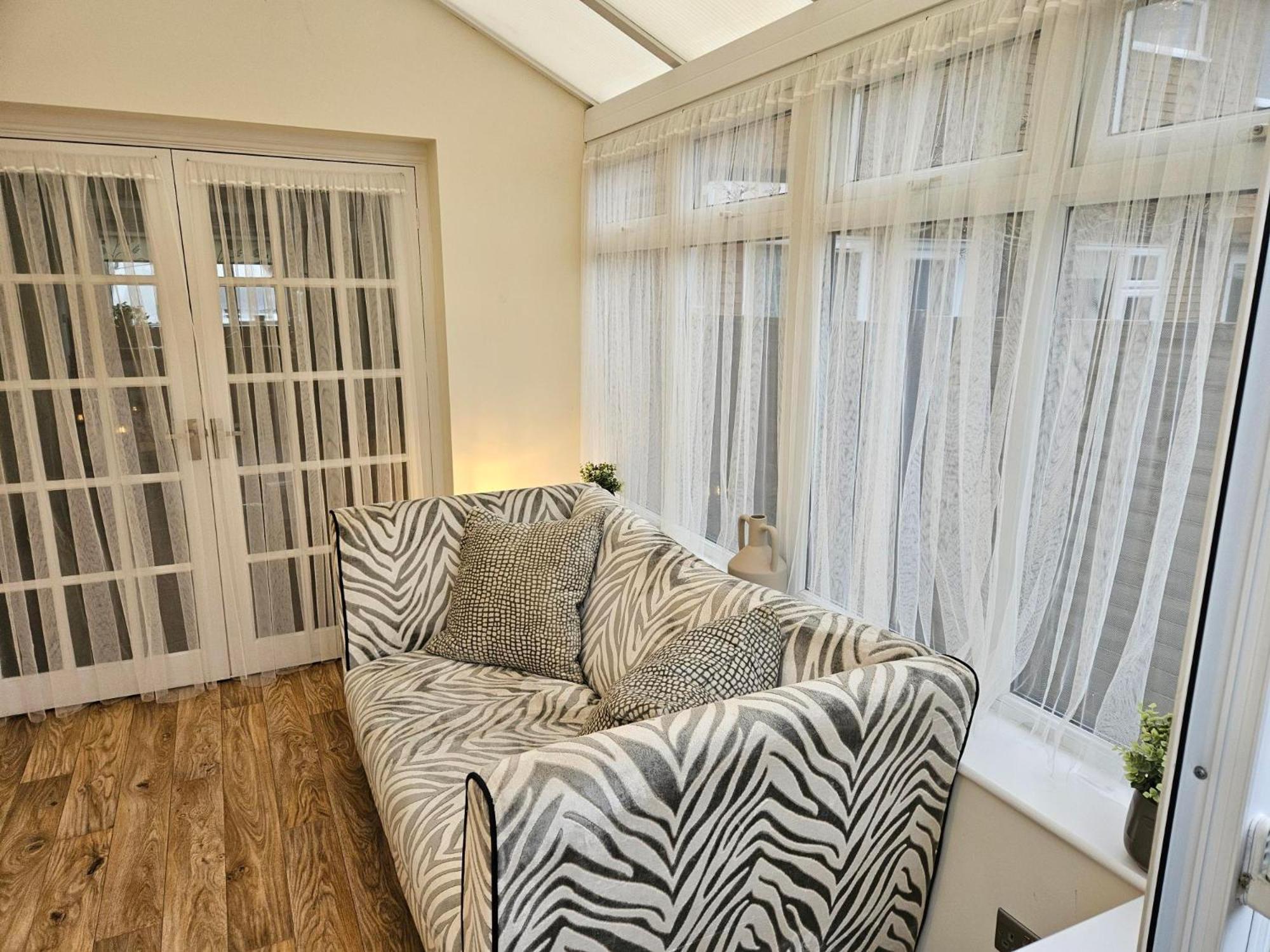 3 Severn Close Contractor Home In Oakham Near Rutland Water Bagian luar foto